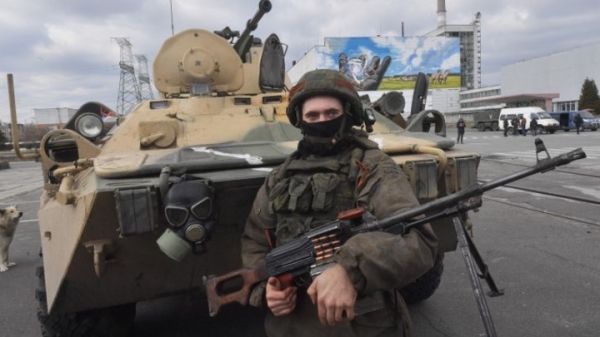 Русские батальоны маневрируют под столицей Украины. Киев строчит победные реляции
